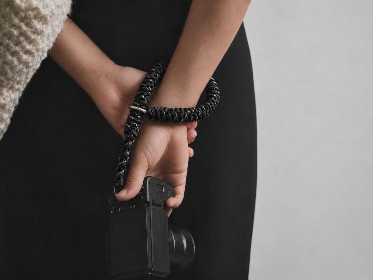 Handmade Paracord Camera Wrist Strap, Genuine Leather Lanyard, Outdoor Style DSLR Accessory